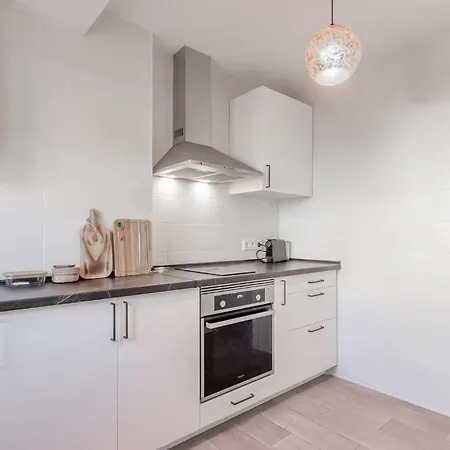 Cozy In With House Sea View Appartement